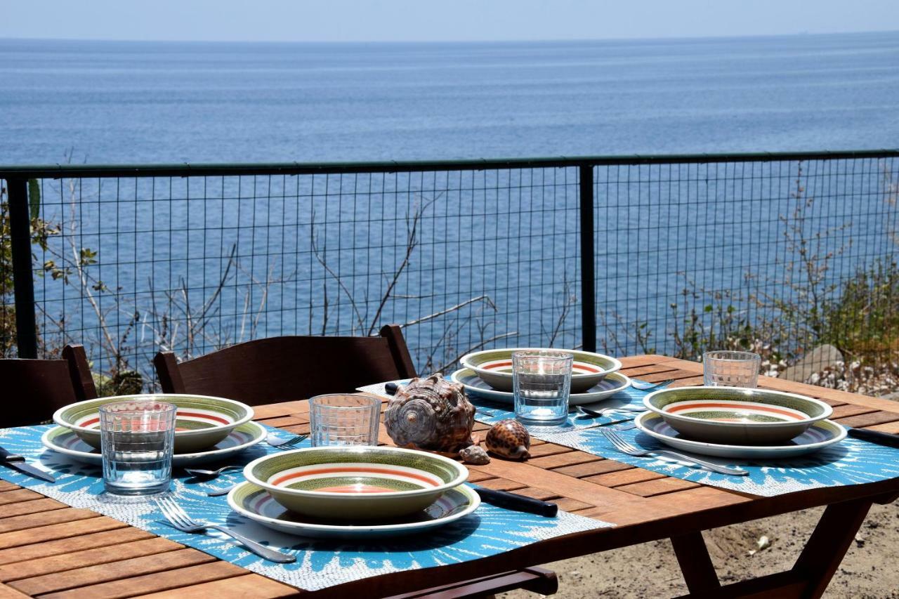 Riviera Degli Eucalipti - Cottage In Riva Al Mare Acireale Extérieur photo